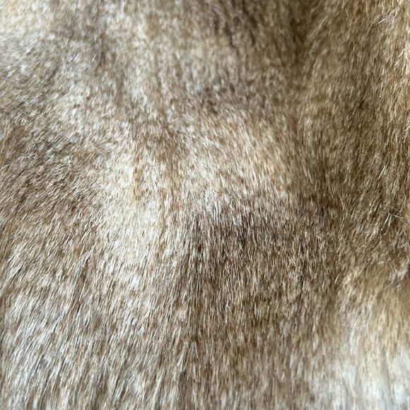 Club Monaco Women's Taupe Wool and Faux Fur Button Down Ribbed Cardigan Size M - Picture 8 of 9